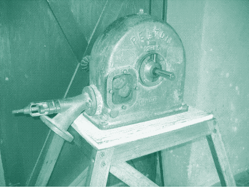 Late nineteenth-century water motors. Images: Smokstack and Old Pelton.