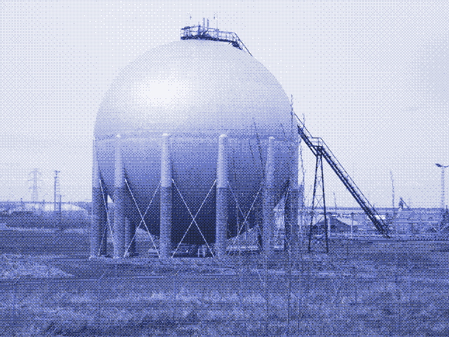Imagen: Terminal de almacenamiento de gas natural. Jason Woodhead.