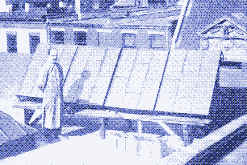 George Cove junto a su tercera matriz solar. Fuente: "Generating electricity by the sun&rsquo;s rays", Popular Electricity, Volume 2, nr. 12, April 1910, pp.793.