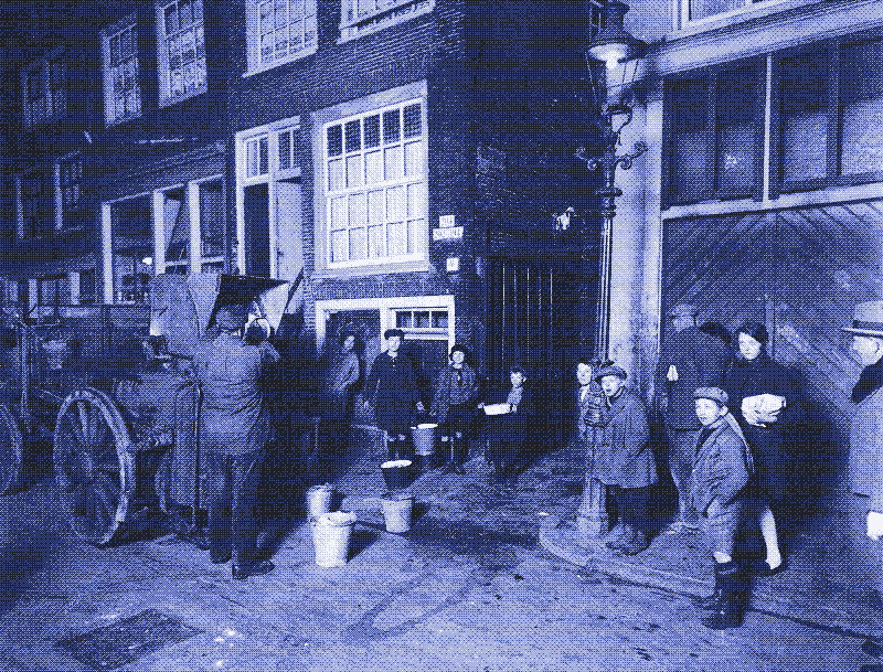 Collecte d’excréments à Amsterdam. Source.