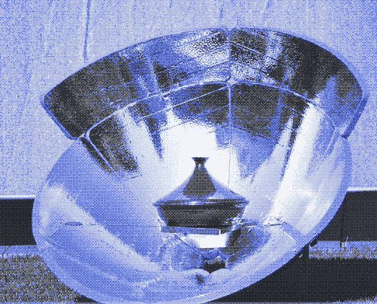 Un cuiseur solaire parabolique. Image : Solar Cookers International.