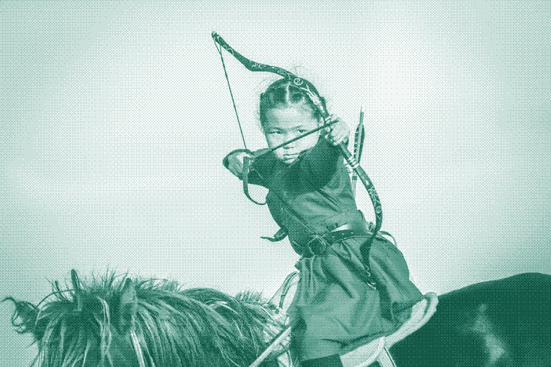 Image : Un enfant archer mongol. Crédit : Nasanbat Nasaa. Via Traditional Manchu Archery.
