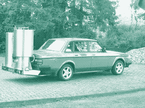 Afbeelding: Houtgasauto gebouwd door Dutch John. Foto: Dutch John.